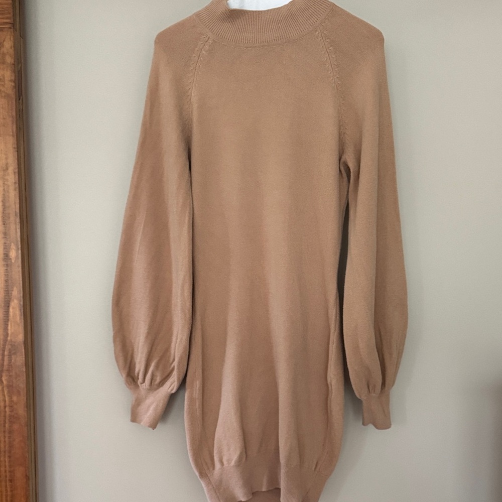 Exlura Elegant Tan Sweater Dress Size Medium color Apricot